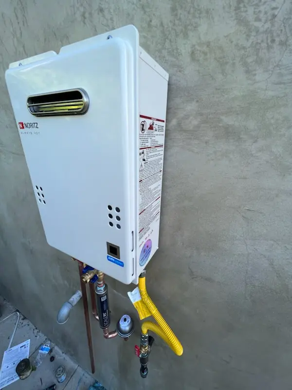 Tankless water heater installation for Roslyn Heights homes